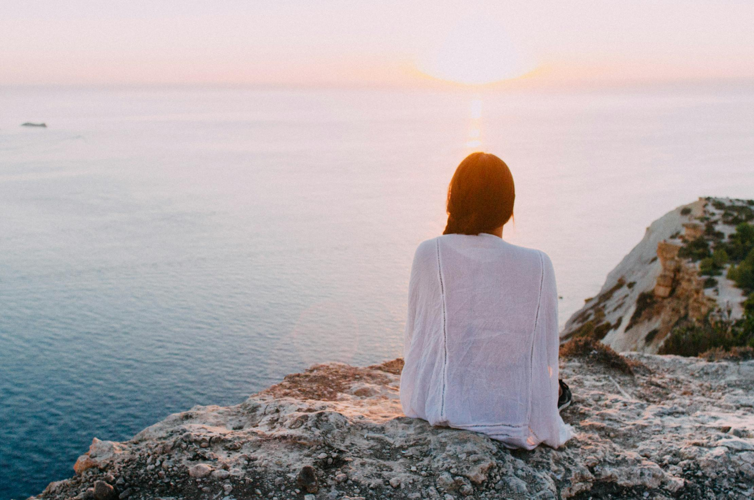 Earth Your Way to Better Mental Health: The Grounded Sleep Advantage