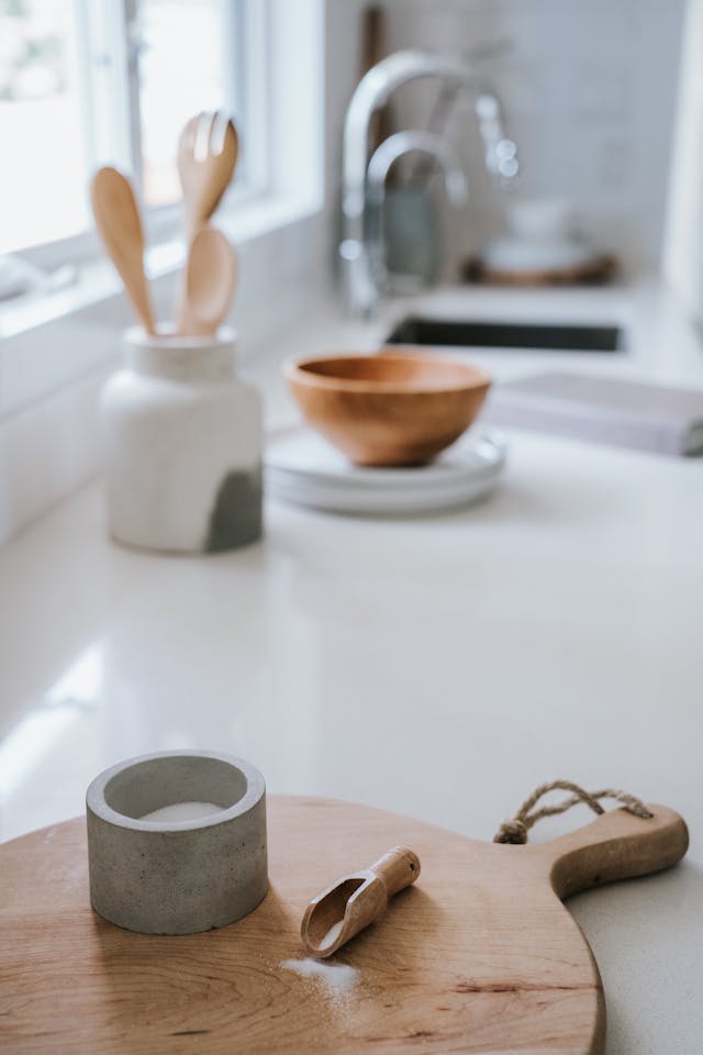 Why Kitchen Clean‑Up Can Calm the Brain