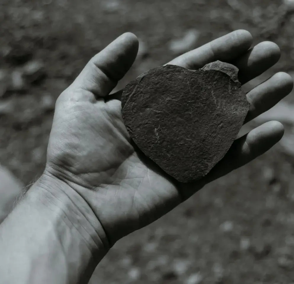 The-Scientifically-Backed-Benefits-of-Indoor-Grounding Earthbound™