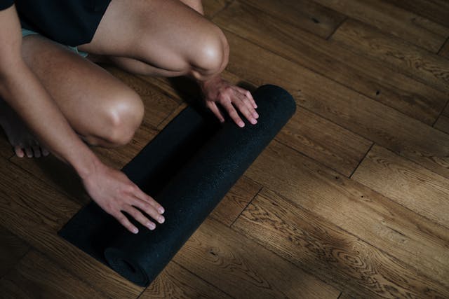 Earthbound vs Earthing.com vs GroundingWell vs Grounded.com — The Lab-Tested Showdown
