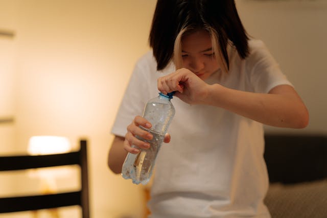 Hydration Habits that Don’t Wake You Up
