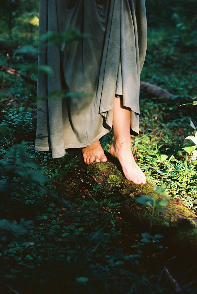 Cord Routes That Respect Your Feet