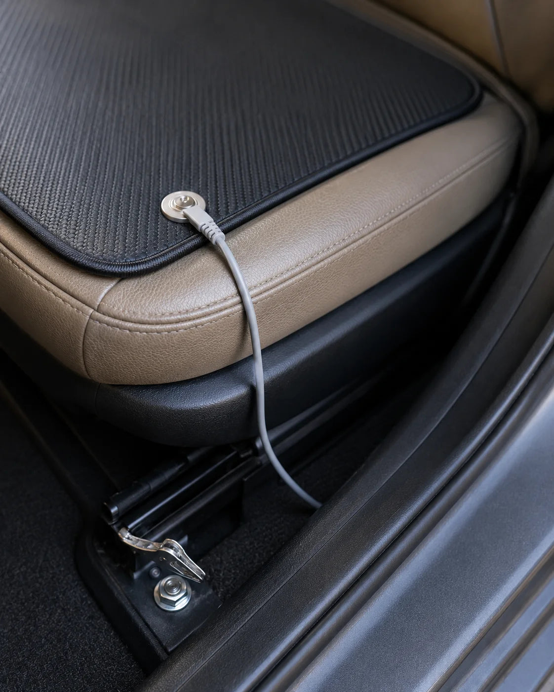 Earthbound® Grounding Car Seat Mat